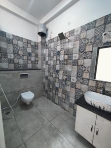 Bathroom Image of 2700 Sq.ft 4 BHK Independent House for rent in Pipliyahana Indore for Rs. 50000