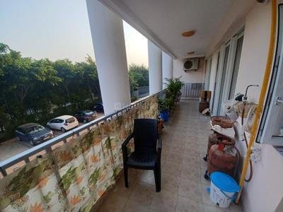 Balcony Image of 1900 Sq.ft 3 BHK Apartment / Flat for sale in DLF The Skycourt, Sector 86 Gurgaon for Rs. 22500000