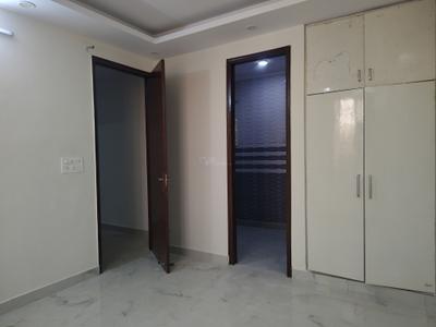 Bedroom Image of 900 Sq.ft 2 BHK Builder Floor for sale in Freedom Fighters Enclave New Delhi for Rs. 6500000