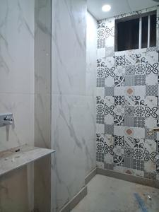 Common Bathroom Image of 1350 Sq.ft 3 BHK Apartment / Flat for sale in Capital Hometech Pride 2, Sector 73 Noida for Rs. 5120000