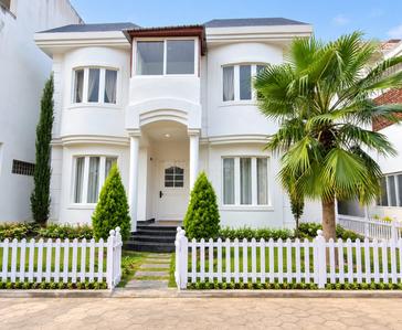5 BHK Villa