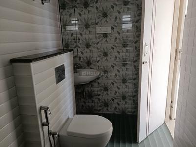 Bathroom Image of 1553 Sq.ft 3 BHK Apartment / Flat for sale in Annanagar East Chennai for Rs. 38000000