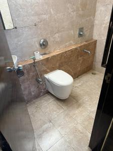 Bathroom Image of 751 Sq.ft 2 BHK Apartment / Flat for rent in Mahim Mumbai for Rs. 78000