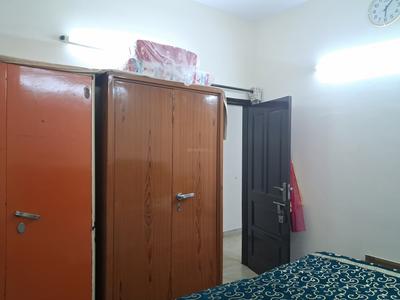 Bedroom Image of 900 Sq.ft 2 BHK Builder Floor for sale in Ramesh Nagar New Delhi for Rs. 8500000