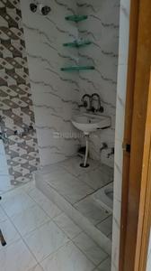 Bathroom Image of 1150 Sq.ft 2 BHK Independent House for rent in Pallavpuram Meerut for Rs. 9000