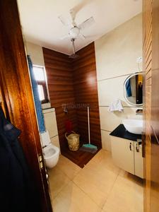 Bathroom Image of 1650 Sq.ft 3 BHK Builder Floor for sale in Sector 4 Gurgaon for Rs. 23500000