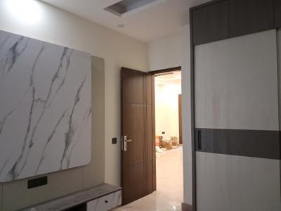 Bedroom Image of 1350 Sq.ft 3 BHK Builder Floor for rent in Paschim Vihar New Delhi for Rs. 55000