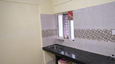 Kitchen Image of 570 Sq.ft 1 BHK Apartment / Flat for sale in Warje Malwadi Pune for Rs. 3000000