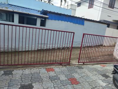 Balcony Image of 5000 Sq.ft 2 BHK Independent House for sale in Sasthamangalam Thiruvananthapuram for Rs. 5400000