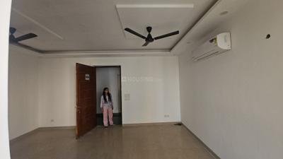 Living Room Image of 1310 Sq.ft 3 BHK Apartment / Flat for sale in Emaar Emerald Estate, Sector 65 Gurgaon for Rs. 24000000