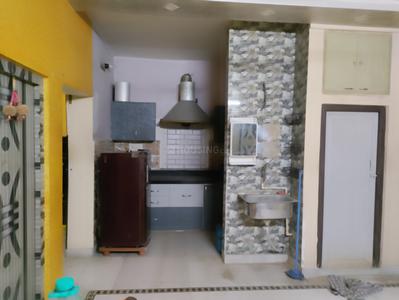 Kitchen Image of 1000 Sq.ft 3 BHK Builder Floor for rent in Rajarhat Kolkata for Rs. 12000