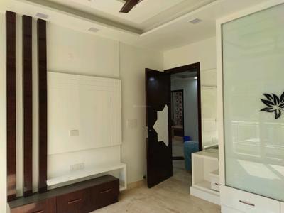 Bedroom Image of 1100 Sq.ft 4 BHK Builder Floor for sale in Sector 24 Rohini New Delhi for Rs. 18500000