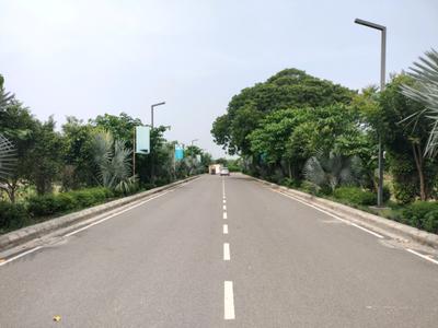 Image of 110 Sq.ft Residential Plot / Land for sale in Amolik Aster Woods, Sector 98, Faridabad for Rs. 15400000