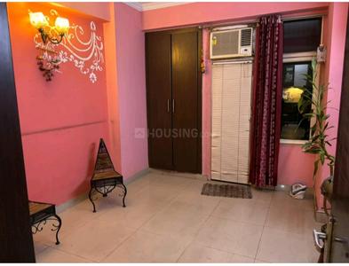 Bedroom Image of 1450 Sq.ft 2.5 BHK Apartment / Flat for sale in Panchsheel Wellington, Crossings Republik Ghaziabad for Rs. 10500000