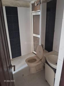 Bathroom Image of 1600 Sq.ft 3 BHK Apartment / Flat for sale in Proview Laboni, Crossings Republik Ghaziabad for Rs. 9800000
