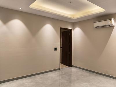 Living Room Image of 1950 Sq.ft 3 BHK Apartment / Flat for sale in Sector 54 Gurgaon for Rs. 50000000