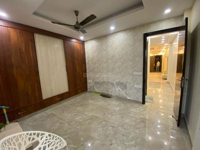 Bedroom Image of 1000 Sq.ft 2 BHK Builder Floor for sale in Ramesh Nagar New Delhi for Rs. 15200000