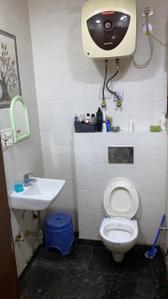 Bathroom Image of 800 Sq.ft 3 BHK Independent House for sale in Rajinder Nagar New Delhi for Rs. 16000000