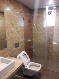 Bathroom Image of 2500 Sq.ft 4 BHK Apartment / Flat for sale in Ajmera I Land Zeon, Wadala East Mumbai for Rs. 95000000