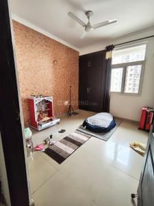 Hall Image of 1000 Sq.ft 2 BHK Apartment / Flat for sale in Amrapali Silicon City, Sector 76 Noida for Rs. 10400000