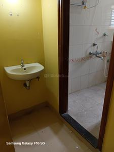 Bathroom Image of 950 Sq.ft 2 BHK Builder Floor for rent in Arakere Bengaluru for Rs. 19500