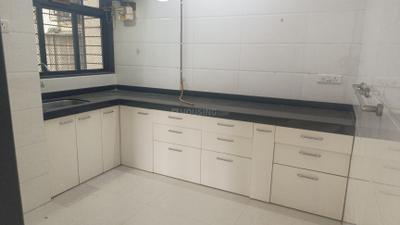Kitchen Image of 1450 Sq.ft 3 BHK Apartment / Flat for rent in Safal Twins Tower, Chembur Mumbai for Rs. 125000