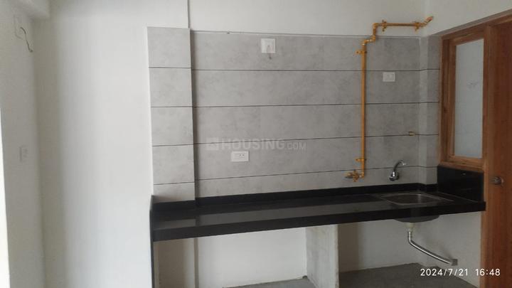 Shreeji Capital Crown Main Image 1