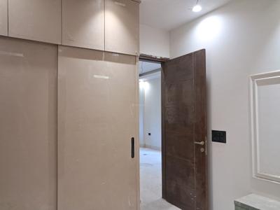 Bedroom Image of 1000 Sq.ft 3 BHK Builder Floor for sale in Paschim Vihar New Delhi for Rs. 18500000
