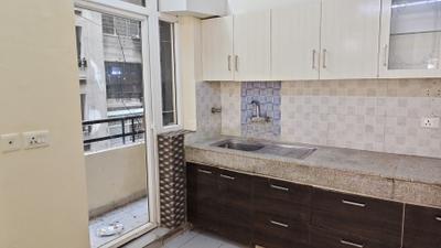 Kitchen Image of 2285 Sq.ft 4 BHK Apartment / Flat for sale in Rohtas Plumeria Homes, Gomti Nagar Lucknow for Rs. 15500000