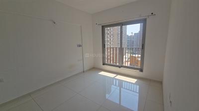 Bedroom Image of 700 Sq.ft 2 BHK Apartment / Flat for rent in Adani Aster Neo, Shantigram Ahmedabad for Rs. 30000
