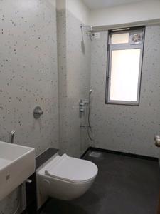 Common Bathroom Image of 950 Sq.ft 2 BHK Apartment / Flat for sale in New Anamika, Jogeshwari East Mumbai for Rs. 27500000