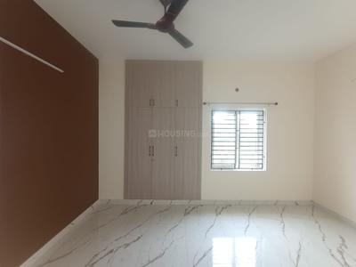 Bedroom Image of 1100 Sq.ft 2 BHK Apartment / Flat for rent in Velachery Chennai for Rs. 40000