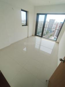 Bedroom Image of 1100 Sq.ft 2 BHK Apartment / Flat for rent in Link Palace Apartments, Malad West Mumbai for Rs. 65000