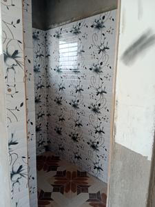 Bathroom Image of 750 Sq.ft 2 BHK Apartment / Flat for sale in Mukundapur Kolkata for Rs. 2200000