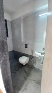 Bathroom Image of 1200 Sq.ft 3 BHK Apartment / Flat for rent in Anandvalli Nashik for Rs. 25000