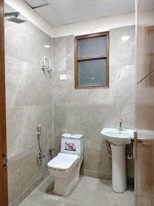 Common Bathroom Image of 1000 Sq.ft 2 BHK Builder Floor for sale in Vasundhara Ghaziabad for Rs. 5500000