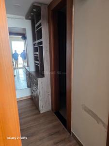 Bedroom Image of 3530 Sq.ft 5 BHK Apartment / Flat for rent in Prateek Edifice, Sector 107 Noida for Rs. 300000