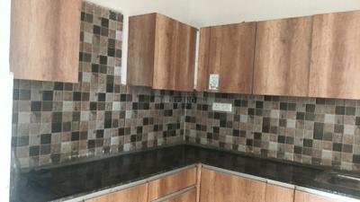 Kitchen Image of 910 Sq.ft 2.5 BHK Apartment / Flat for rent in Prateek Grand City, Siddharth Vihar Ghaziabad for Rs. 35100