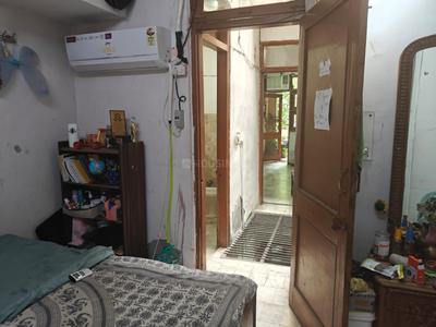 Bedroom Image of vineeta datta in Sector 8 Rohini, New Delhi