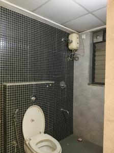 Common Bathroom Image of 1086 Sq.ft 2 BHK Apartment / Flat for sale in Lodha Lakeshore Greens, Palava Phase 2 Thane for Rs. 5600000