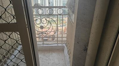 Living Room Image of 607 Sq.ft 2 BHK Apartment / Flat for rent in Prateek Grand City, Siddharth Vihar Ghaziabad for Rs. 28000