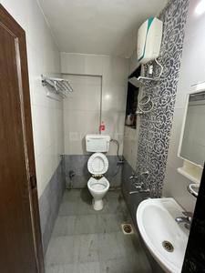 Bathroom Image of 490 Sq.ft 1 BHK Apartment / Flat for rent in Thane West Thane for Rs. 22999