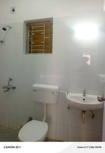 Bathroom Image of 901 Sq.ft 3 BHK Apartment / Flat for sale in Shapoorji Pallonji Shukhobrishti Spandan Phase 9 , New Town Kolkata for Rs. 6320000