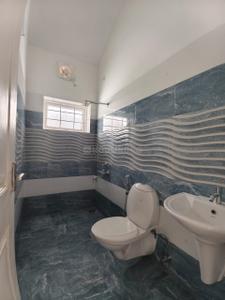 Bathroom Image of 3420 Sq.ft 5 BHK Villa for sale in Panangad Kochi for Rs. 18000000