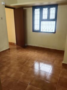 Bedroom Image of 800 Sq.ft 2 BHK Apartment / Flat for rent in Adambakkam Chennai for Rs. 18000