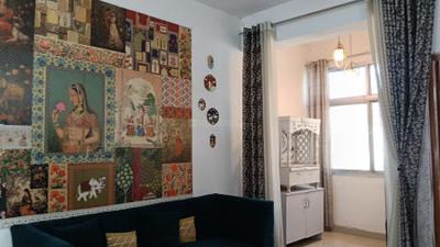 Living Room Image of 935 Sq.ft 2 BHK Apartment / Flat for rent in CGHS Rail Vihar, Sector 15 Gurgaon for Rs. 35000