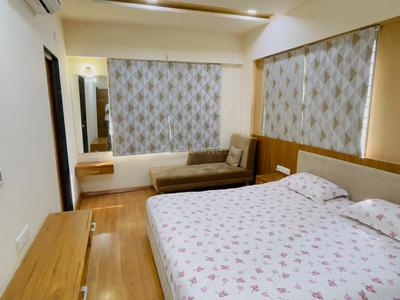 Bedroom Image of 1100 Sq.ft 3 BHK Apartment / Flat for sale in Deep Indraprasth 6, Satellite Ahmedabad for Rs. 16500000