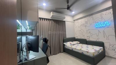 Bedroom Image of 2100 Sq.ft 3 BHK Apartment / Flat for rent in Chharodi Ahmedabad for Rs. 64000