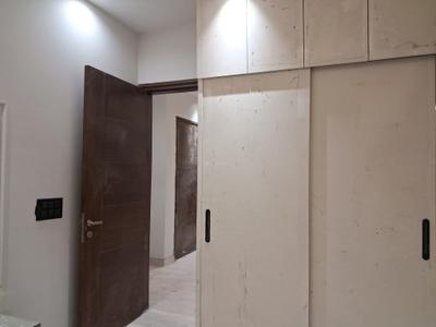 Bedroom Image of 900 Sq.ft 3 BHK Builder Floor for sale in Paschim Vihar New Delhi for Rs. 19000000