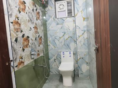 Common Bathroom Image of 792 Sq.ft 1 BHK Apartment / Flat for rent in Kondapur Hyderabad for Rs. 18000